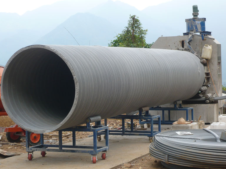 Ống nhựa cuốn xoắn cỡ lớn – Đột phá về vật liệu ứng dụng